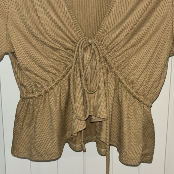 Brown tie front shirt - Picture 2 of 3